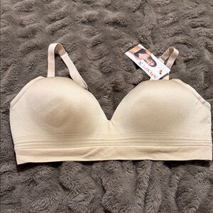 Joyspun Seamless Bra size XXL